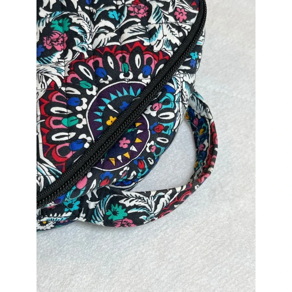 Vera Bradley Boho Quilted Floral Lunch Bag Kaleidoscope Medallion Pattern